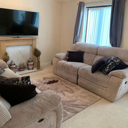 Cosy Willen Villa Milton Keynes Luaran gambar